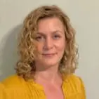 Kim Trattner headshot